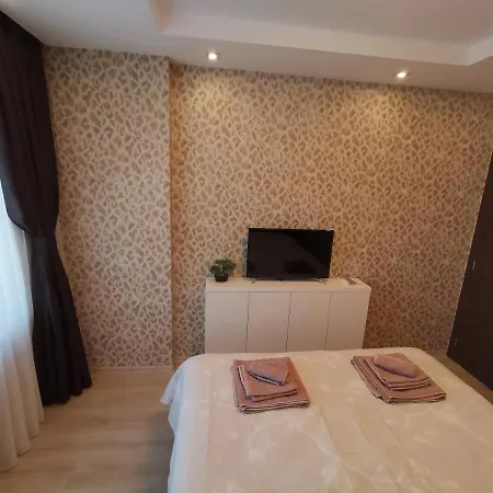 Center Lux Apartment *